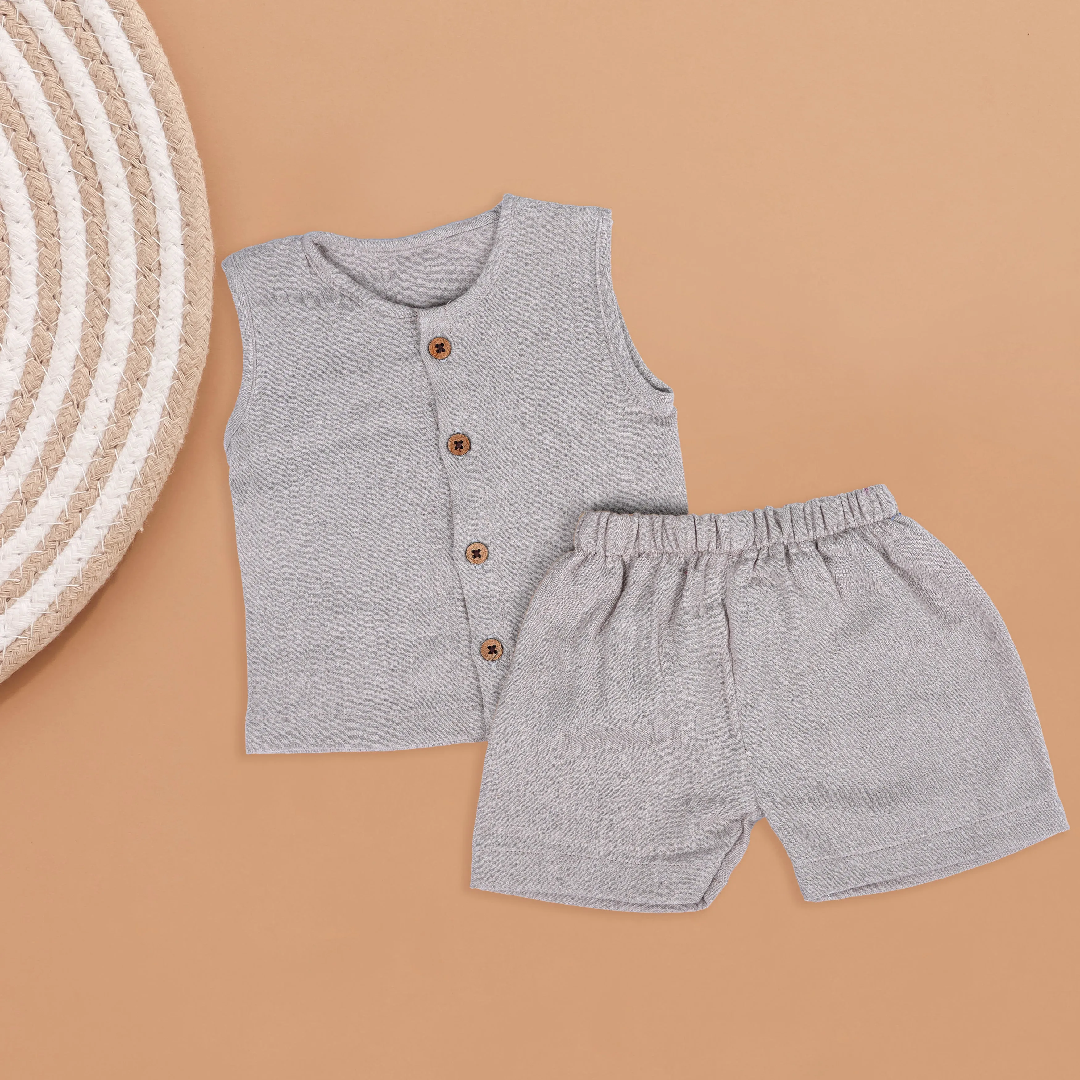 Beige Perfection: Boys' Minimalist Jabla