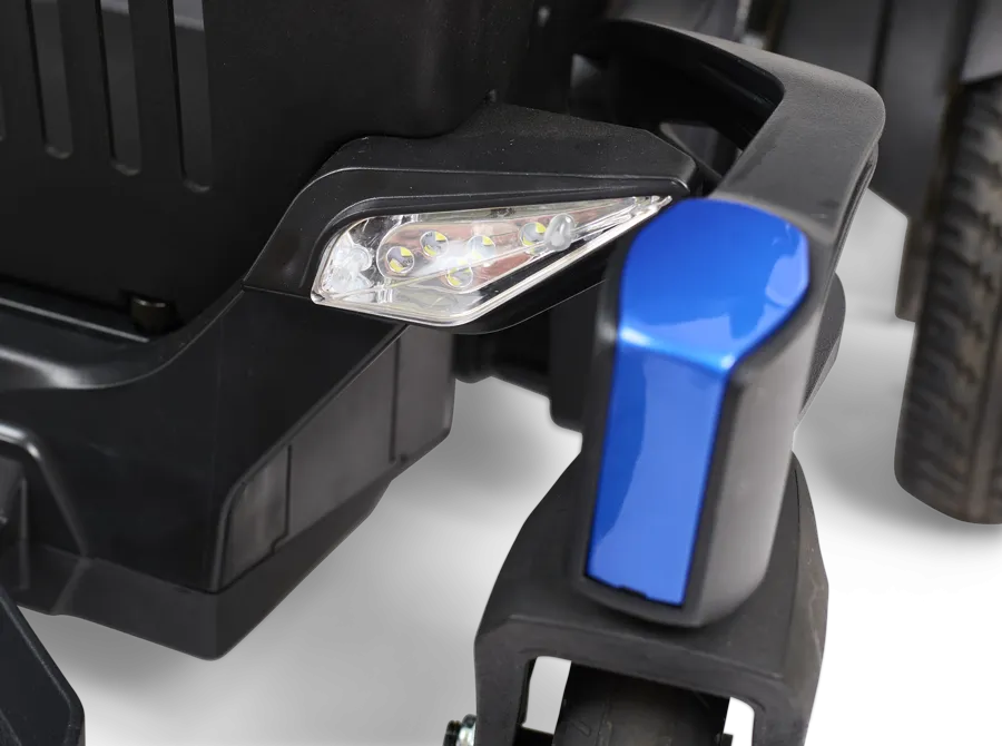Golden Technologies Gnth Buzzaround Carry On Power Chair