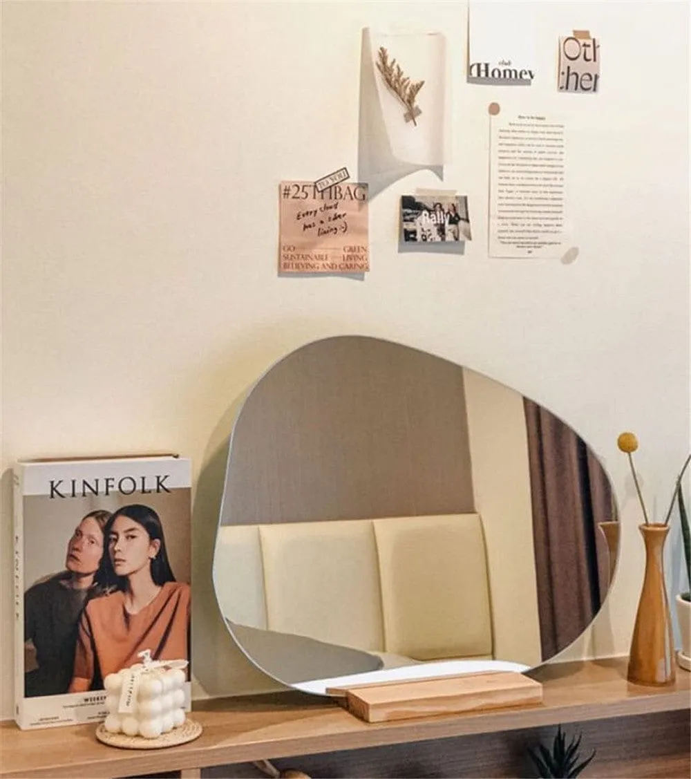 Small Trendy Decorative Mirror